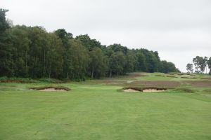 Swinley Forest 6th Approach